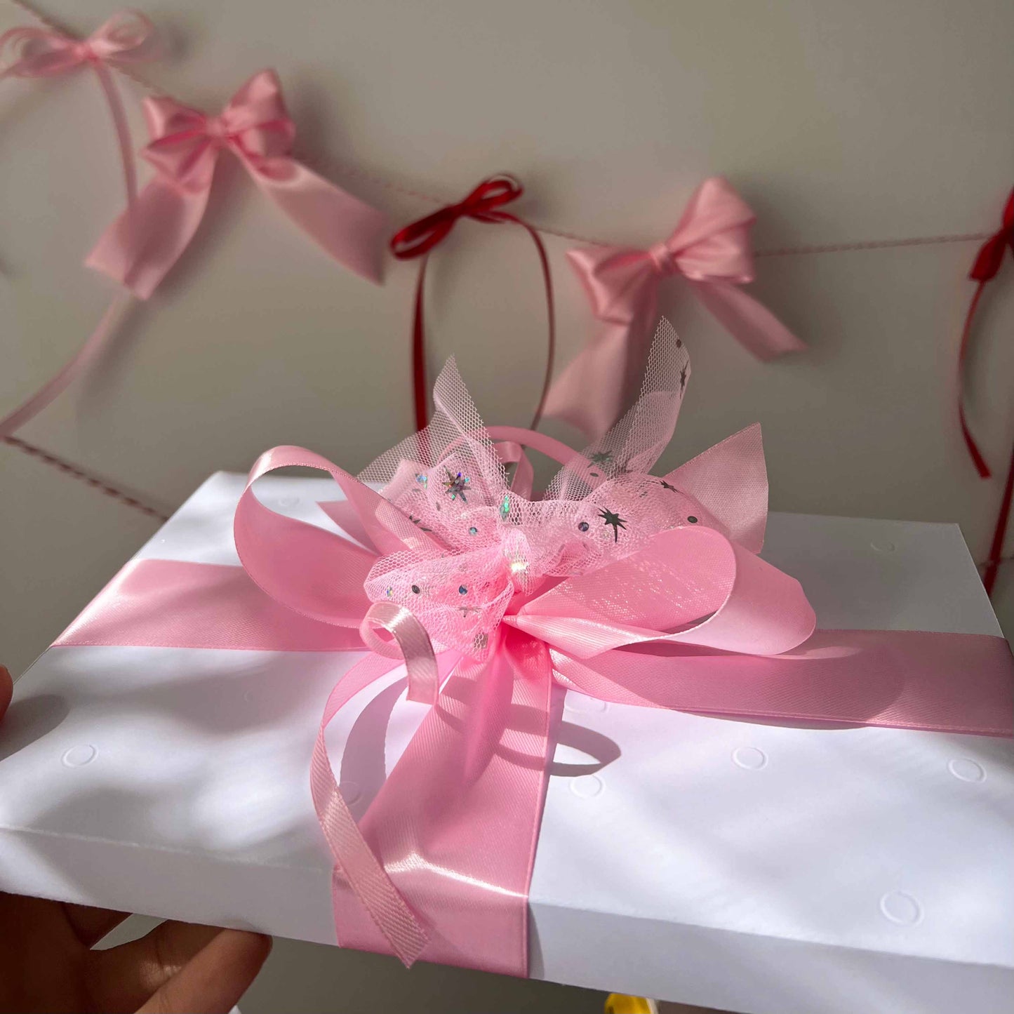 amigos canarios colouring calendar package with ribbon